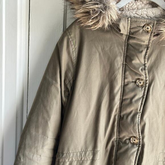 Abercrombie & Fitch Sherpa Military Parka in Olive Green Green - Picture 4 of 8